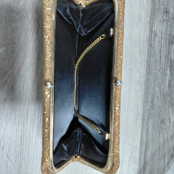 Vintage Gold Purse - Picture 5 of 7